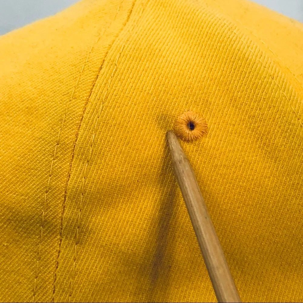 LA Dodgers Hat Baseball Cap knit flex fit Gold White MLB New Era 39 Thirty M L - Picture 8 of 14